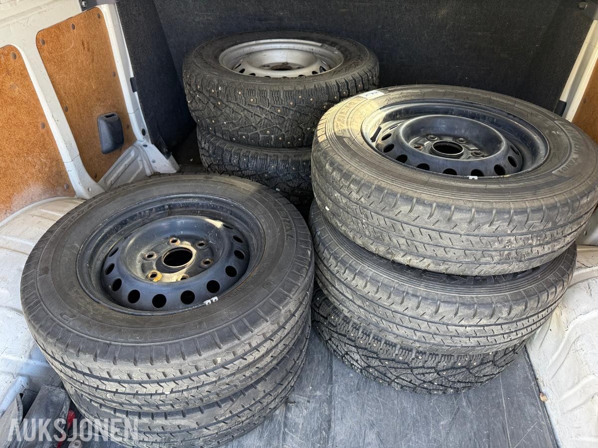 2003 - Toyota Hiace – lav km – ekstra hjulsett