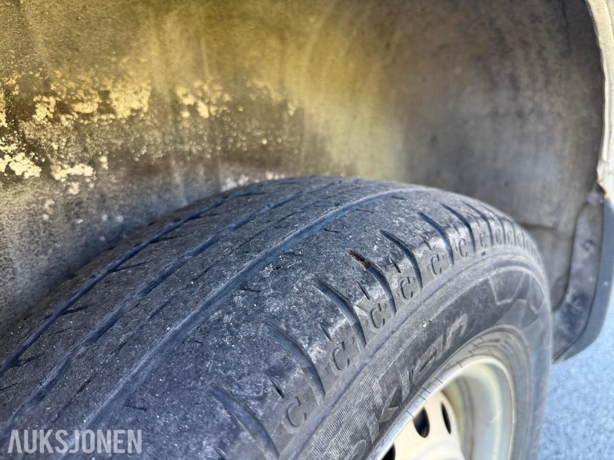 2003 - Toyota Hiace – lav km – ekstra hjulsett