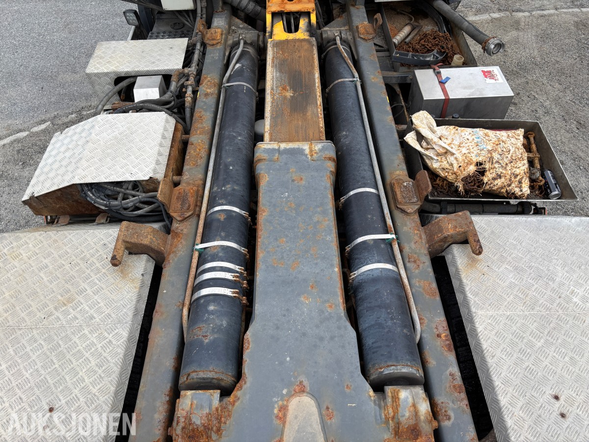 2019 VOLVO FH 540 EURO6 8x4 KROKBIL – ZETTERBERGS PALIFT T22 - MAHLE MIDTSKJÆR OG BRØYTEPLATE