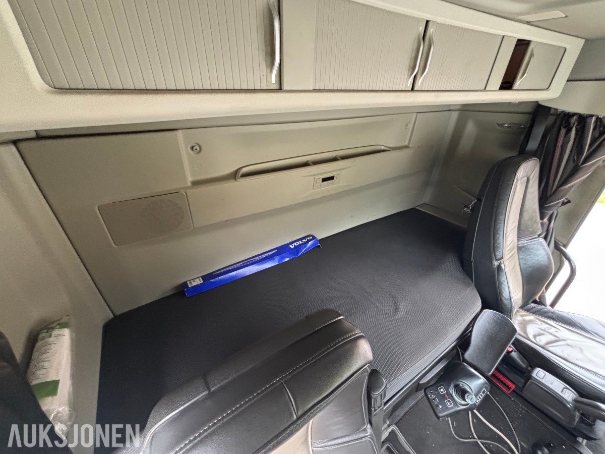 2019 VOLVO FH 540 EURO6 8x4 KROKBIL – ZETTERBERGS PALIFT T22 - MAHLE MIDTSKJÆR OG BRØYTEPLATE
