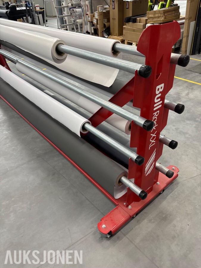 Bullrack XXL m/ ruller på stativ