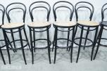 3 ståbord og 8 TON barstoler