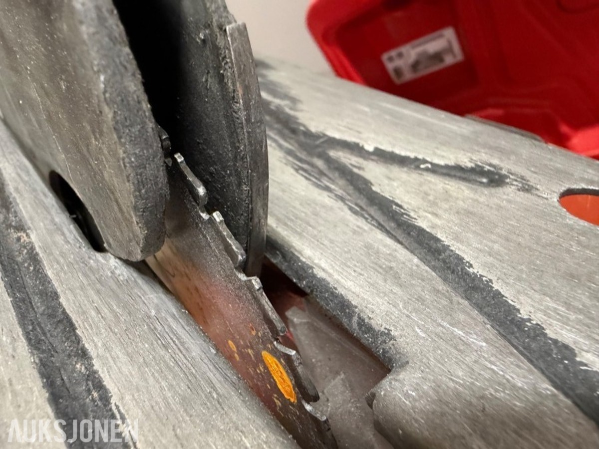 Hilti SCM 22-A m/Lader, 2 batteri og Koffert