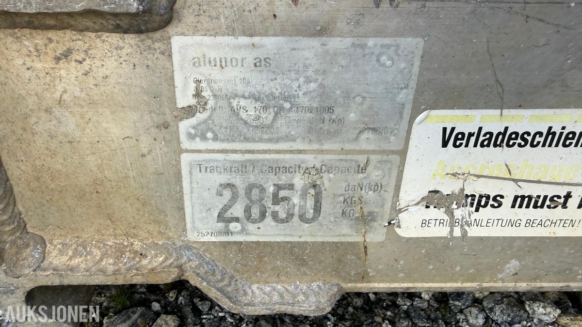 2002 2 stk. Alunor lasteramper/kjøreramper - kapasitet 2850 kg