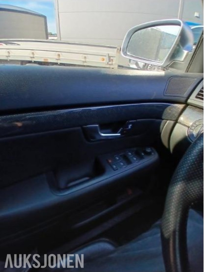 2006 Audi S4 V8 4.2 344HK Quattro 189 500 km