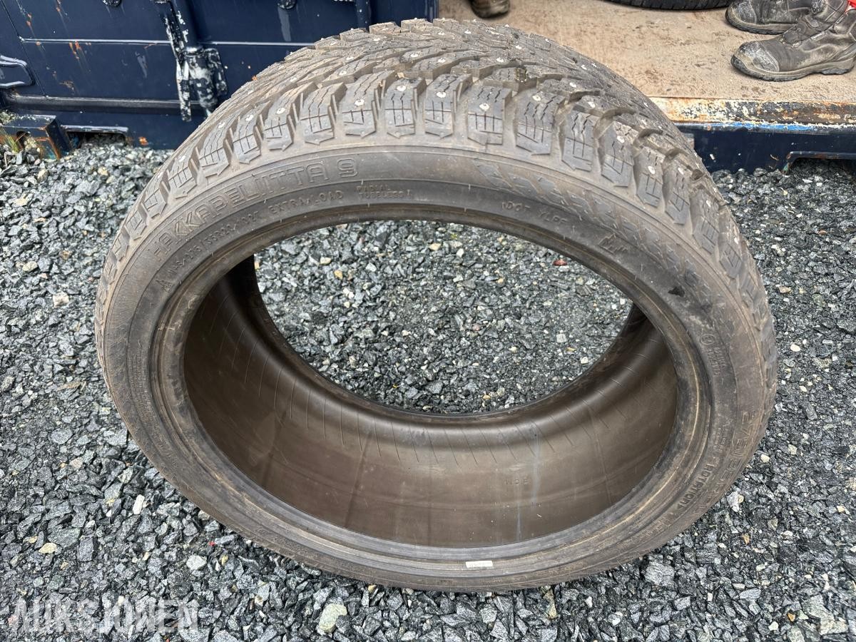 4 stk. Nokian Hakkapeliitta 9 piggdekk 275/35 R20