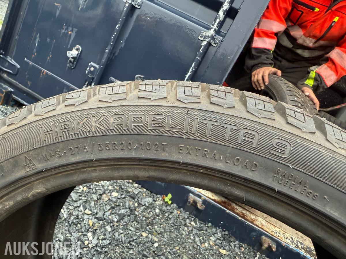 4 stk. Nokian Hakkapeliitta 9 piggdekk 275/35 R20