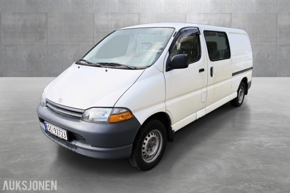 1999 Toyota HiAce 90 HK 6-SETER HENGERFESTE SKYVEDØRER SOMMER OG VINTER