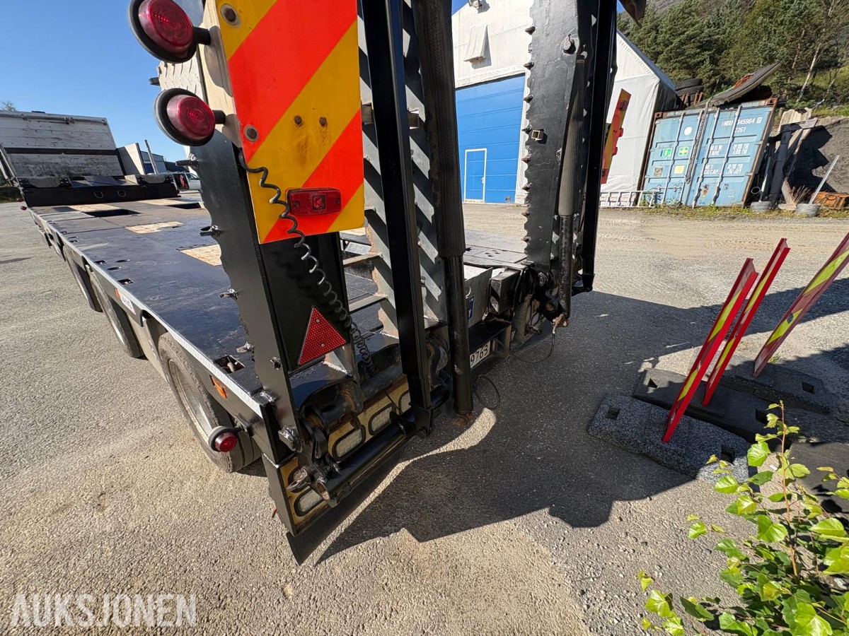 2018 Vang 3-akslet maskinsemi - EU godkjent til 21.03.2027 - delt bredding