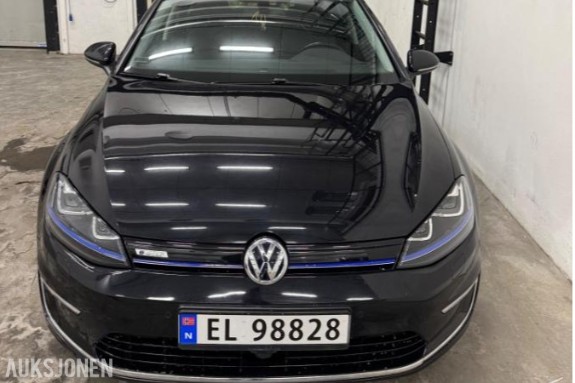 2016 Volkswagen E-Golf adaptiv cruisekontroll hengerfeste keyless s+v dekk lav km 60000km