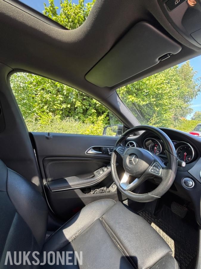2017 Mercedes-Benz CLA 180 Coupe Automat, Ryggekamera, Soltak