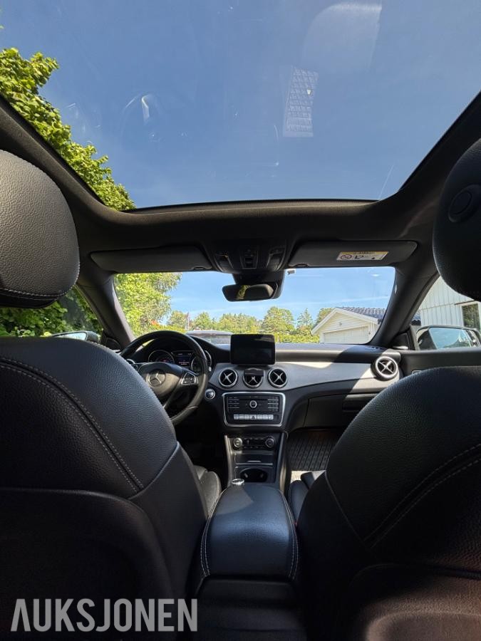 2017 Mercedes-Benz CLA 180 Coupe Automat, Ryggekamera, Soltak