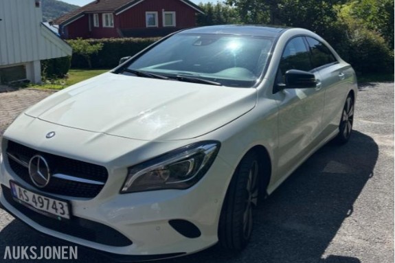 2017 Mercedes-Benz CLA 180 Coupe Automat, Ryggekamera, Soltak