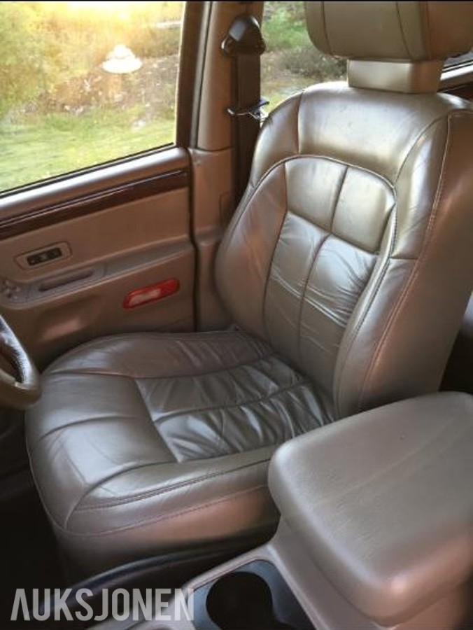 2001 Jeep Grand Cherokee 3,1 diesel høyrestyrt, delebil *Ingen minstepris*