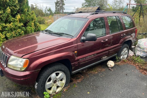 2001 Jeep Grand Cherokee 3,1 diesel høyrestyrt, delebil *Ingen minstepris*