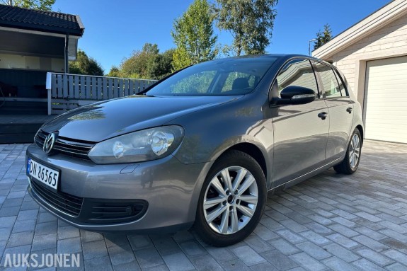 2012 Volkswagen Golf 1,6 TDI 105 hk - 5-trinns manuell, Cruisekontroll, Hengerfeste, S+V dekk, EU OK til 03.2028 