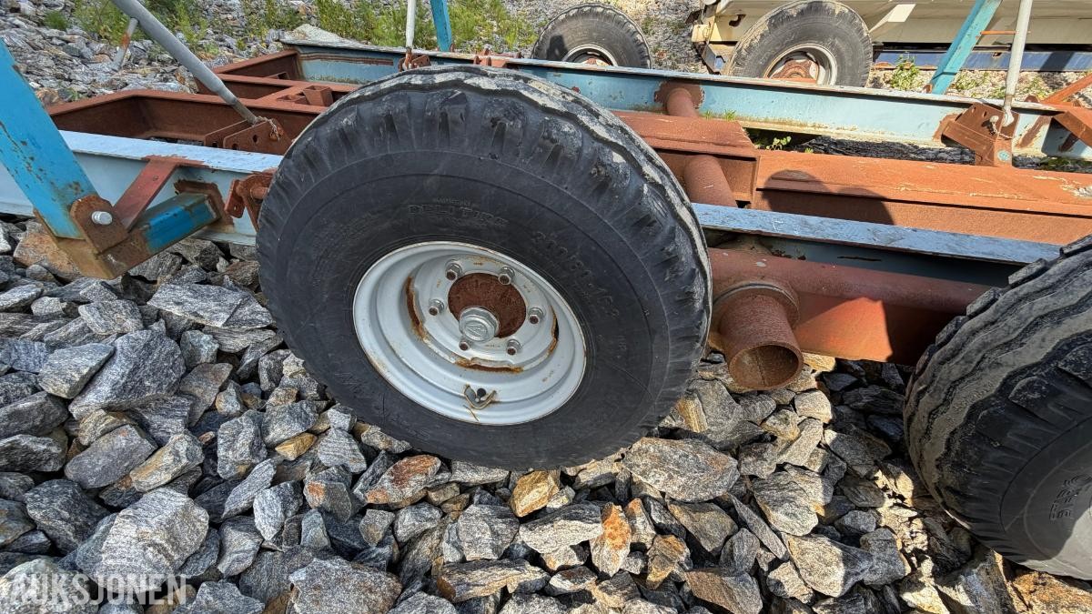 Opplagshenger for båt opptil 35 fot