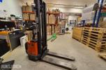 2004 Toyota Pallestabler 7SM10