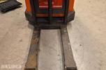 2004 Toyota Pallestabler 7SM10