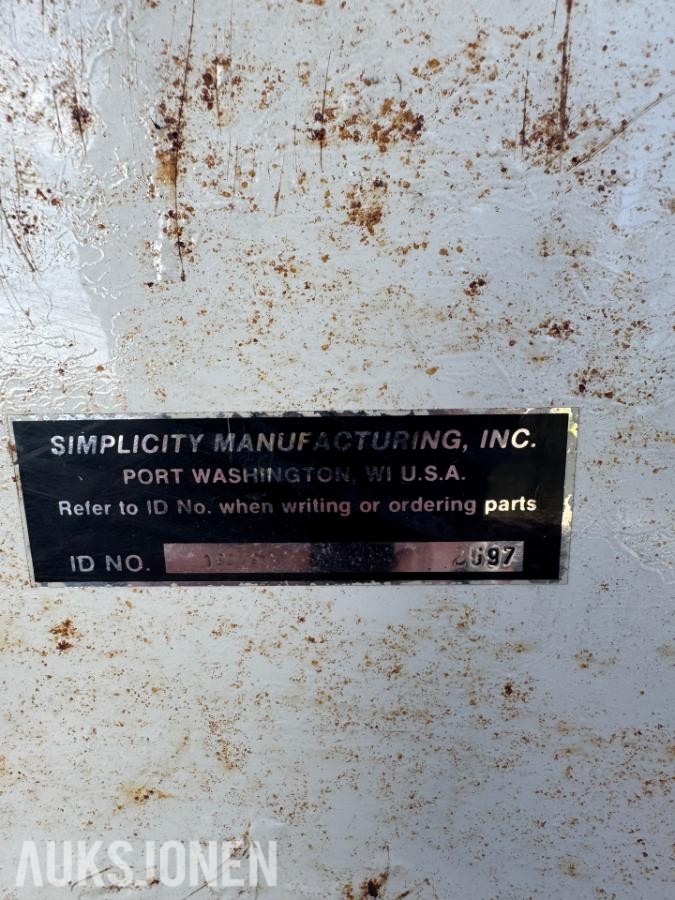 1989 Simplicity 3110 sitteklipper