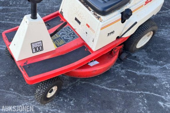 1989 Simplicity 3110 sitteklipper