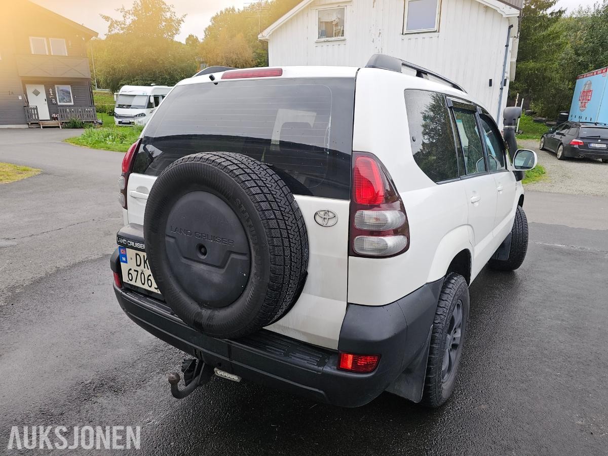 2003 Toyota Land Cruiser 3.0 Diesel 163hk 4WD Ryggekamera, S+V dekk