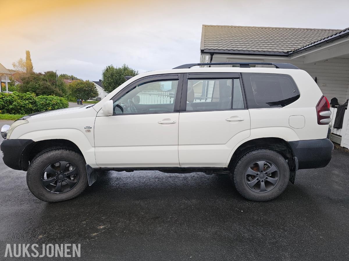 2003 Toyota Land Cruiser 3.0 Diesel 163hk 4WD Ryggekamera, S+V dekk