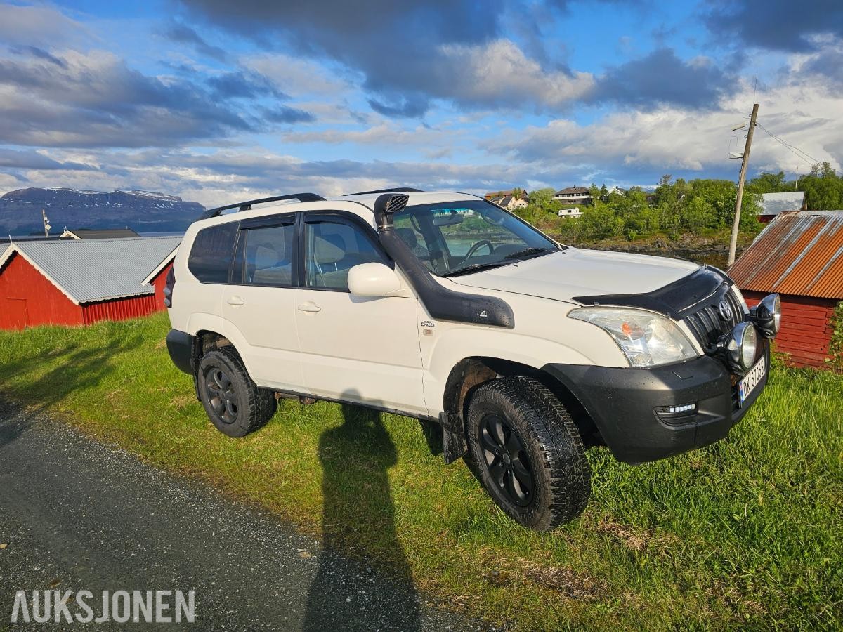 2003 Toyota Land Cruiser 3.0 Diesel 163hk 4WD Ryggekamera, S+V dekk