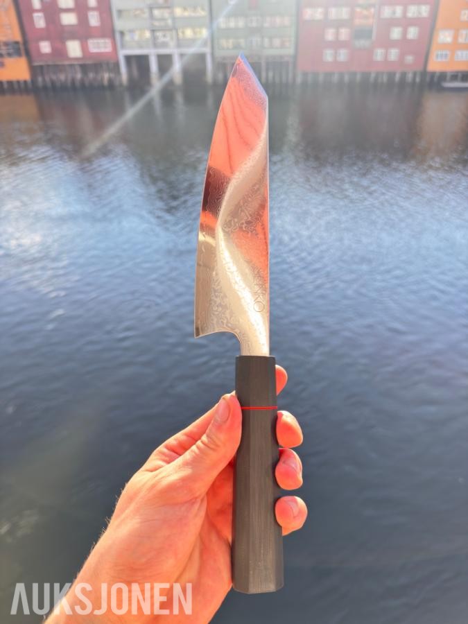 48 TIMERS AUKSJON – Senko 67-lags Damaskus Kiritsuke + fruktkniv