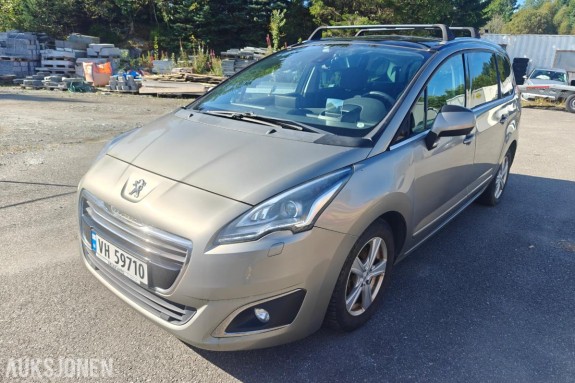 2014 Peugeot 5008 1.6-114 D - Automat - 7 seter - Km: 141755
