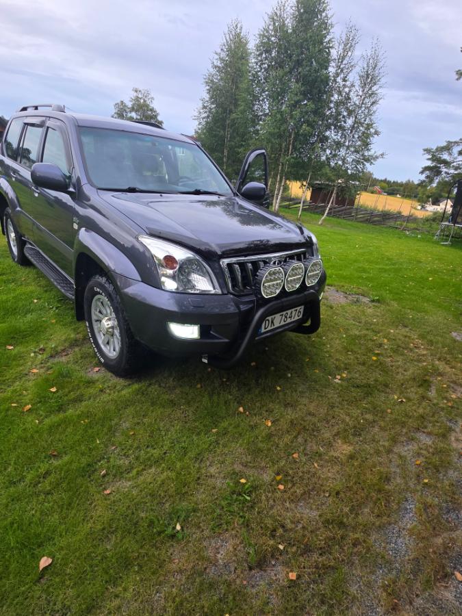 2004 Toyota Land Cruiser  3.0 166hk  4WD automat hengerfeste servicehistorikk s+v dekk eu ok 02.2028  