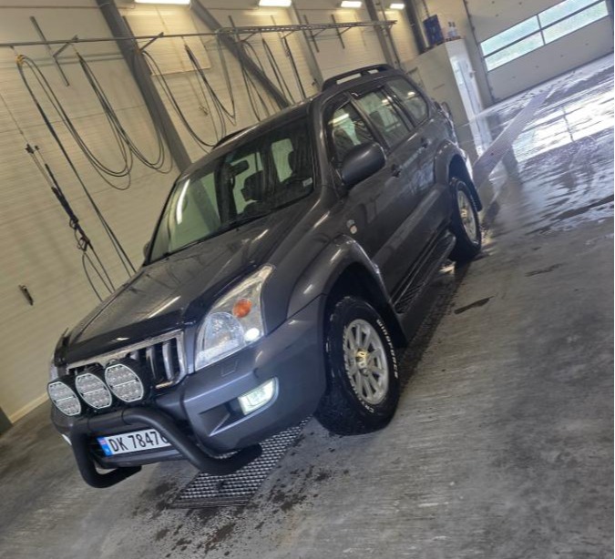2004 Toyota Land Cruiser  3.0 166hk  4WD automat hengerfeste servicehistorikk s+v dekk eu ok 02.2028  