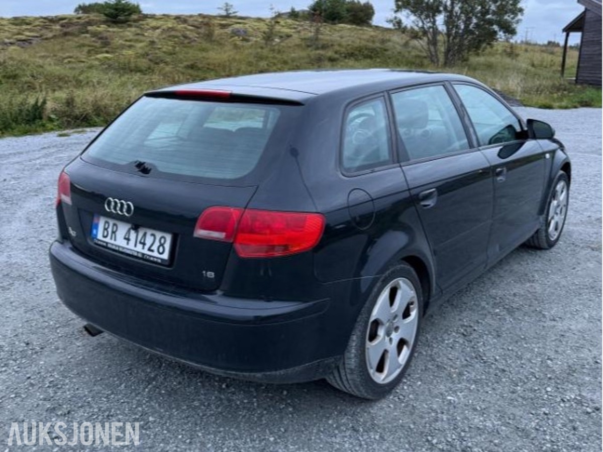 2007 Audi A3 1.6 Bensin 102hk Automat, Reparasjonsobjekt