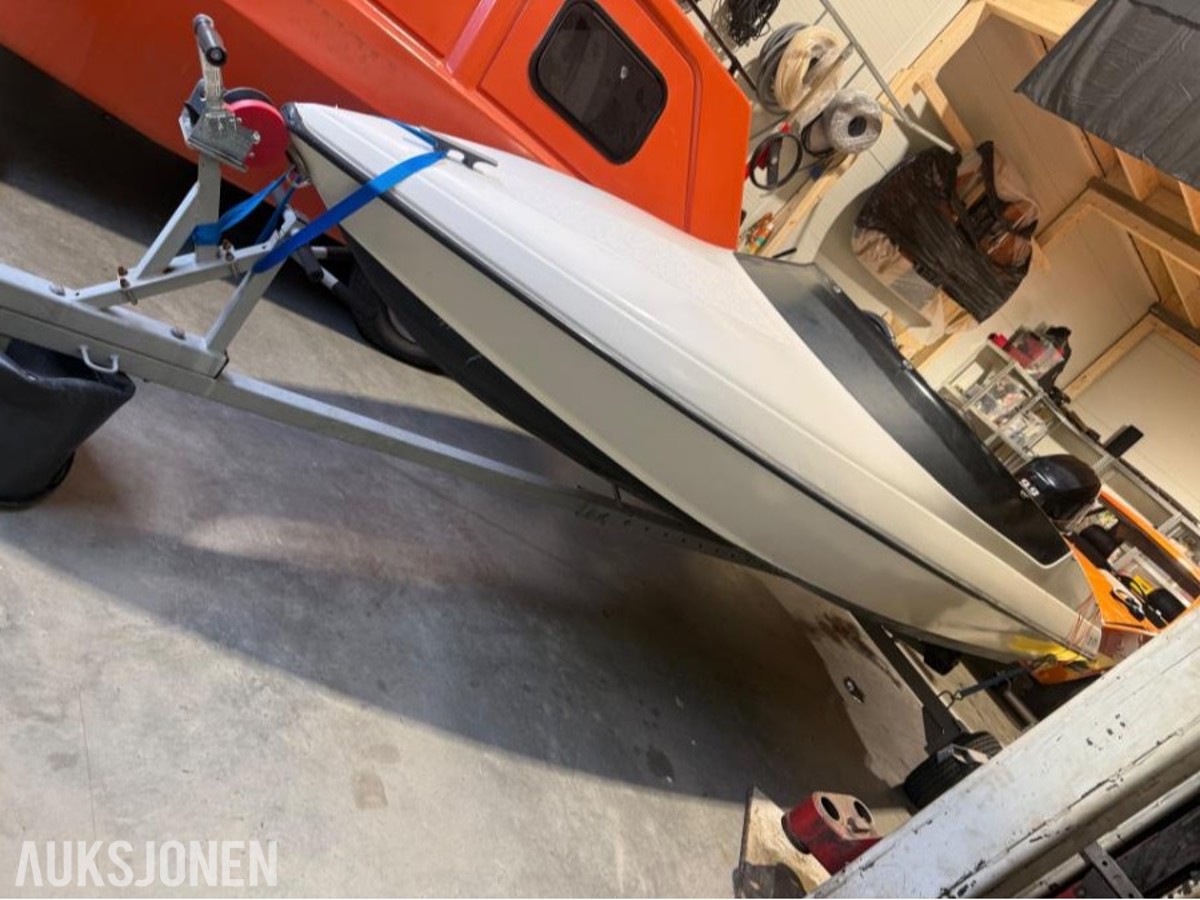 Winrace 12 Yamaha 9,9hk (20hk) med opplagshenger