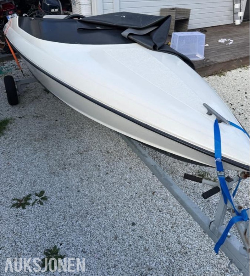 Winrace 12 Yamaha 9,9hk (20hk) med opplagshenger