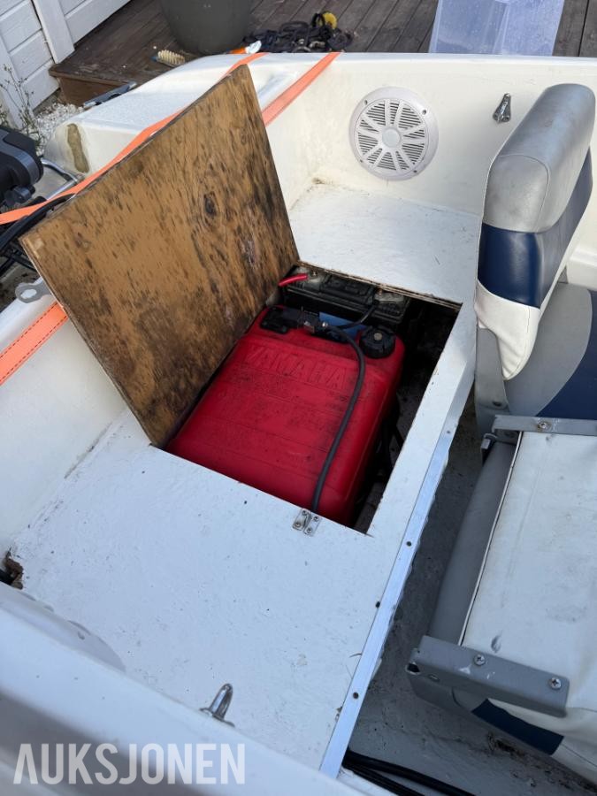 Winrace 12 Yamaha 9,9hk (20hk) med opplagshenger