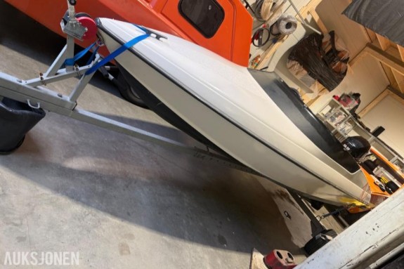 Winrace 12 Yamaha 9,9hk (20hk) med opplagshenger