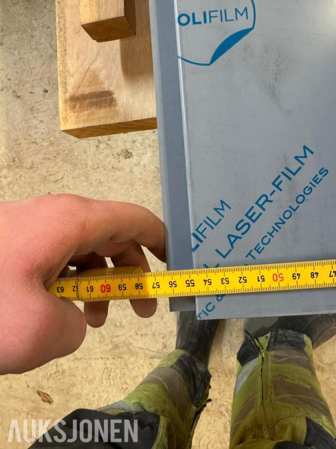 133 stk ubrukte veggpaneler i stål