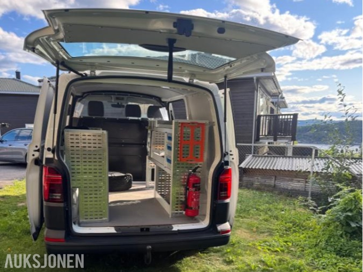 2021 Volkswagen Transporter, Automat, Cruisekontroll, Hengerfeste, Ryggekamera, S+V dekk