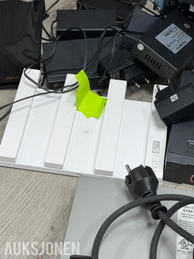 Parti switch TP-Link ASUS - Cisco - Huawei TP-Link ASUS - Cisco - Huawei