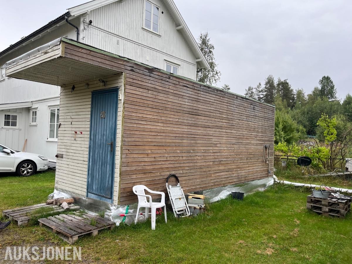 2 stk Boligbrakker *ingen minstepris*