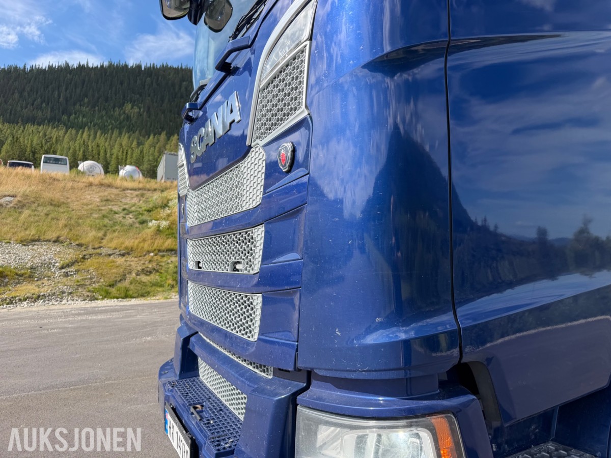 Scania S 650 6x4 bulk m/4 akslet bulkslep, Euro 6T, Helluft, 