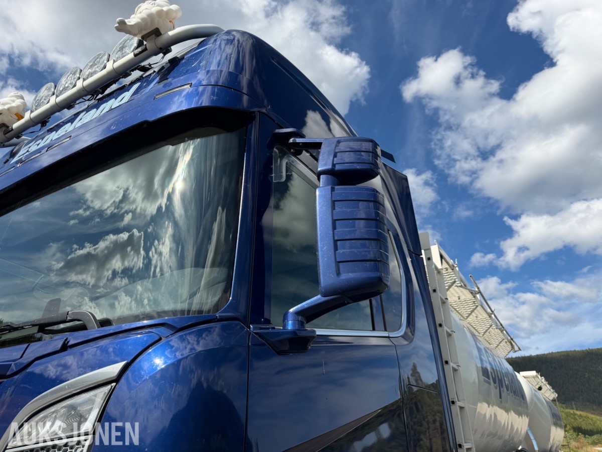 Scania S 650 6x4 bulk m/4 akslet bulkslep, Euro 6T, Helluft, 