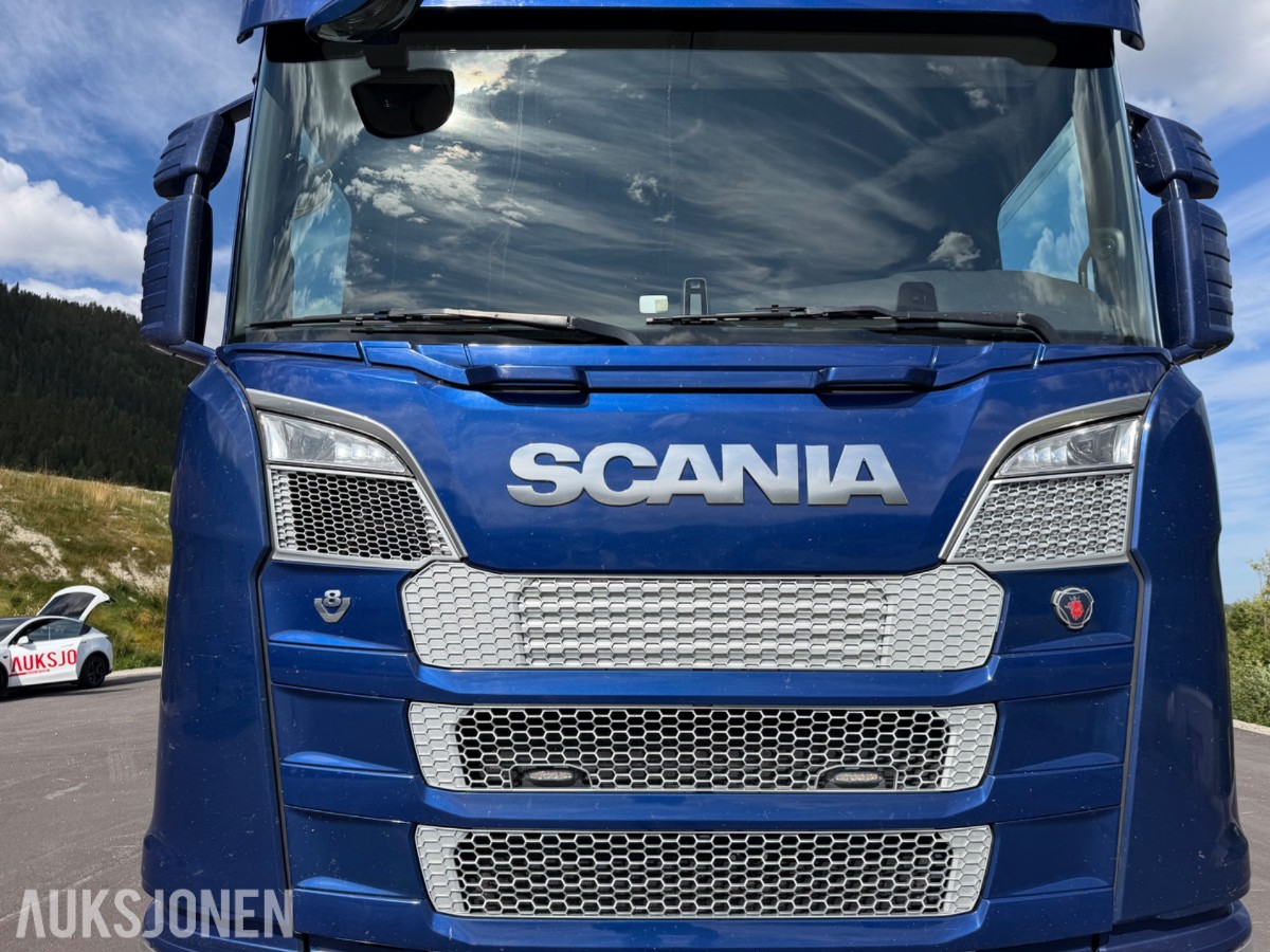 Scania S 650 6x4 bulk m/4 akslet bulkslep, Euro 6T, Helluft, 