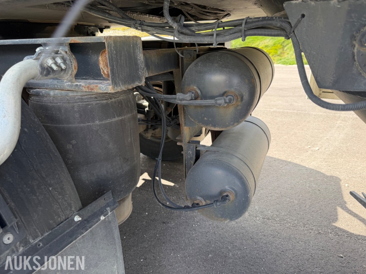 Scania S 650 6x4 bulk m/4 akslet bulkslep, Euro 6T, Helluft, 