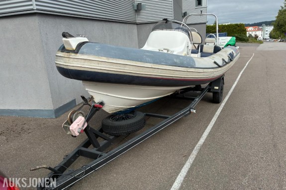 2002 Ribeye B uten motor med registrert henger