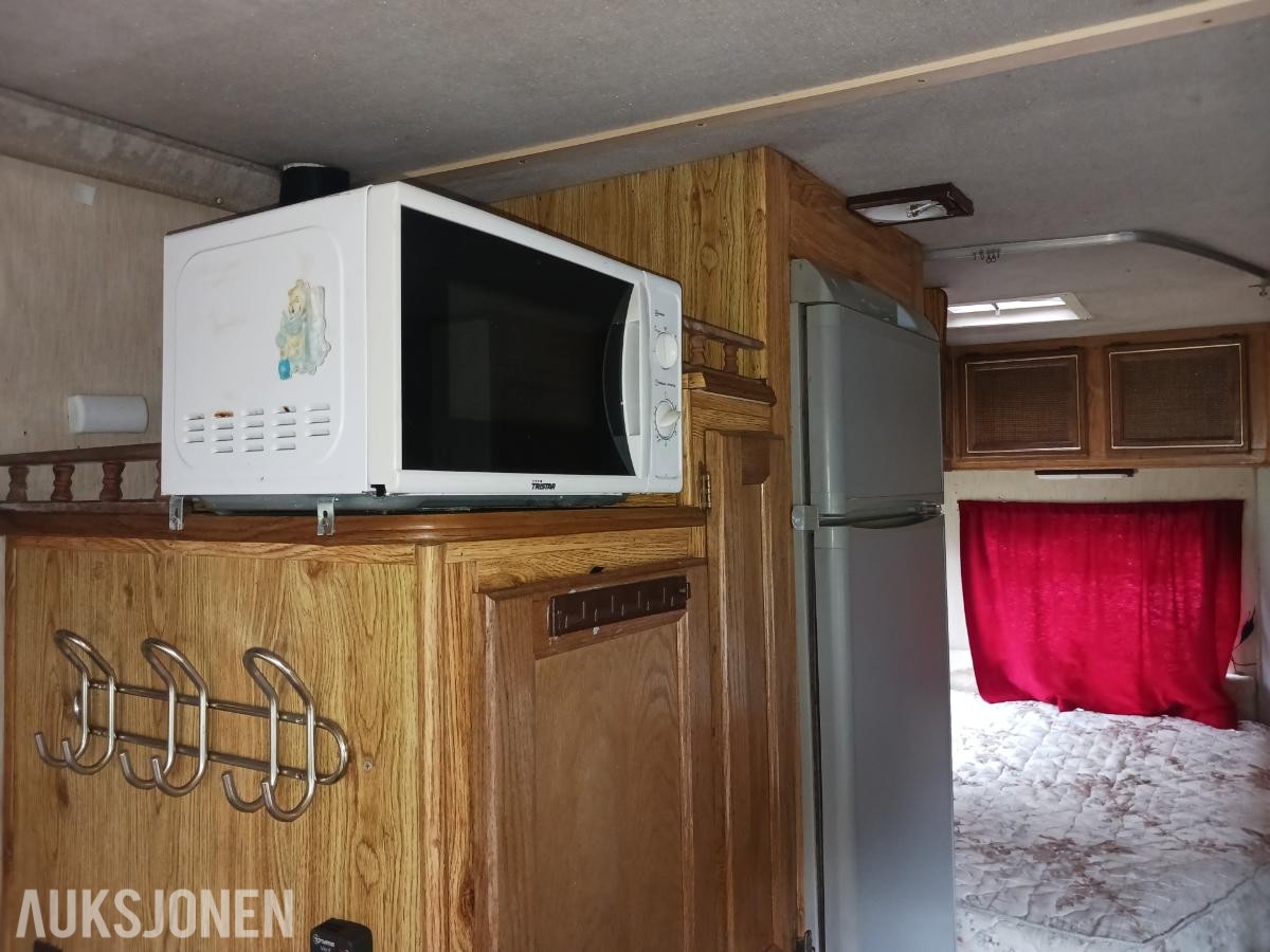 1987 Ford Real Lite Campingbil - mye påkostet 