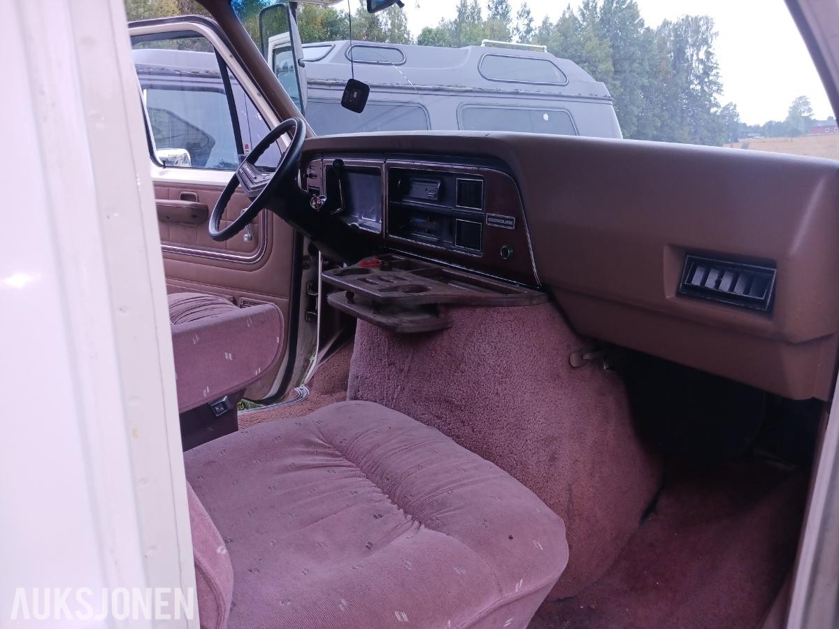 1987 Ford Real Lite Campingbil - mye påkostet 