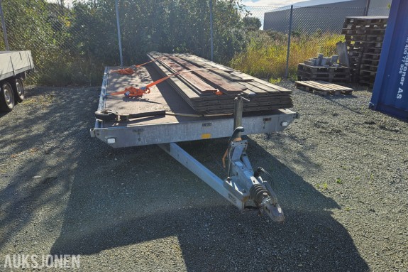 2015 Variant 3021 P4 planhenger - 3000 kg totalvekt - 2380 kg nyttelast - tandemaksler 