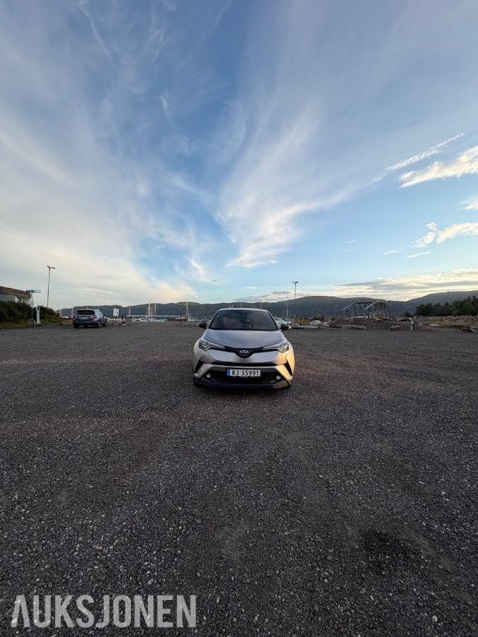 2018 Toyota C-HR 1,8i Hybrid Cruisekontroll S+V Dekk